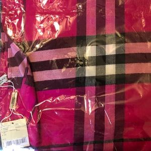 Burberry designer scarf